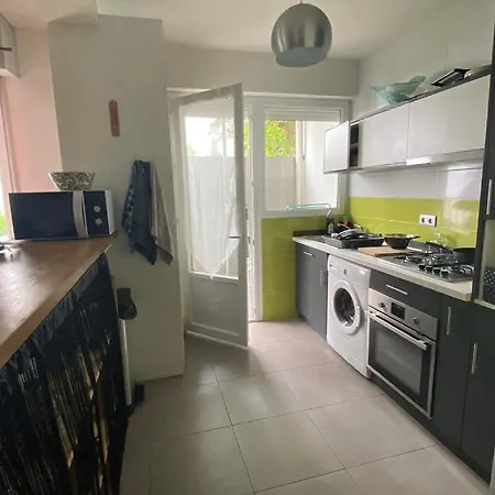 T2 Entier Et Spacieux Pres Du Centre Historique De